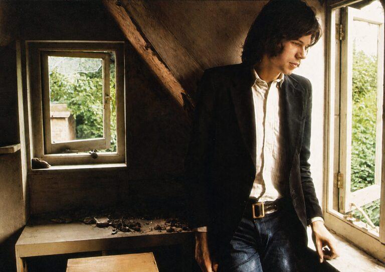 Por que “River Man”, de Nick Drake, continua sendo estudada por músicos mais de 50 anos depois