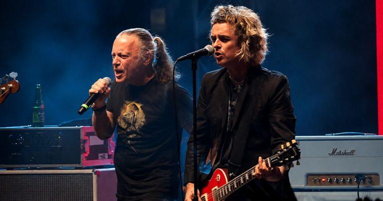 David Bowie ganha tributo de Billie Joe Armstrong e Bruce Dickinson em show do The Coverups