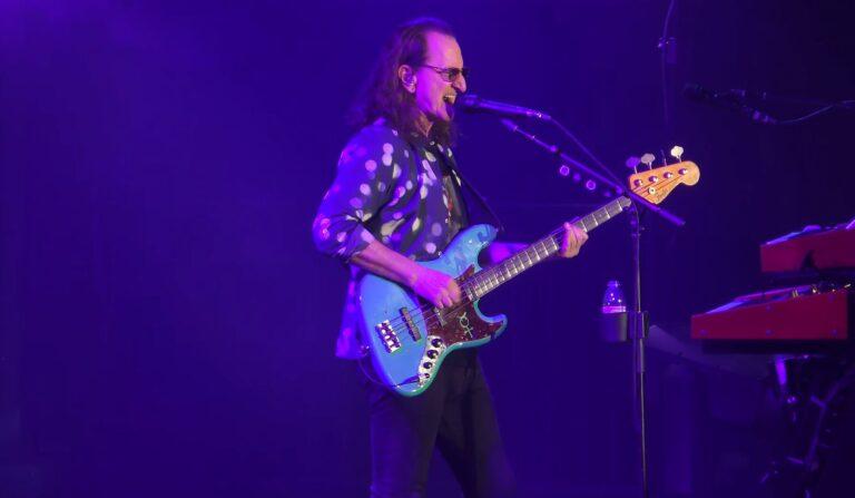 Rush toca “A Farewell to Kings” pela primeira vez desde 1979 em show da turnê de retorno