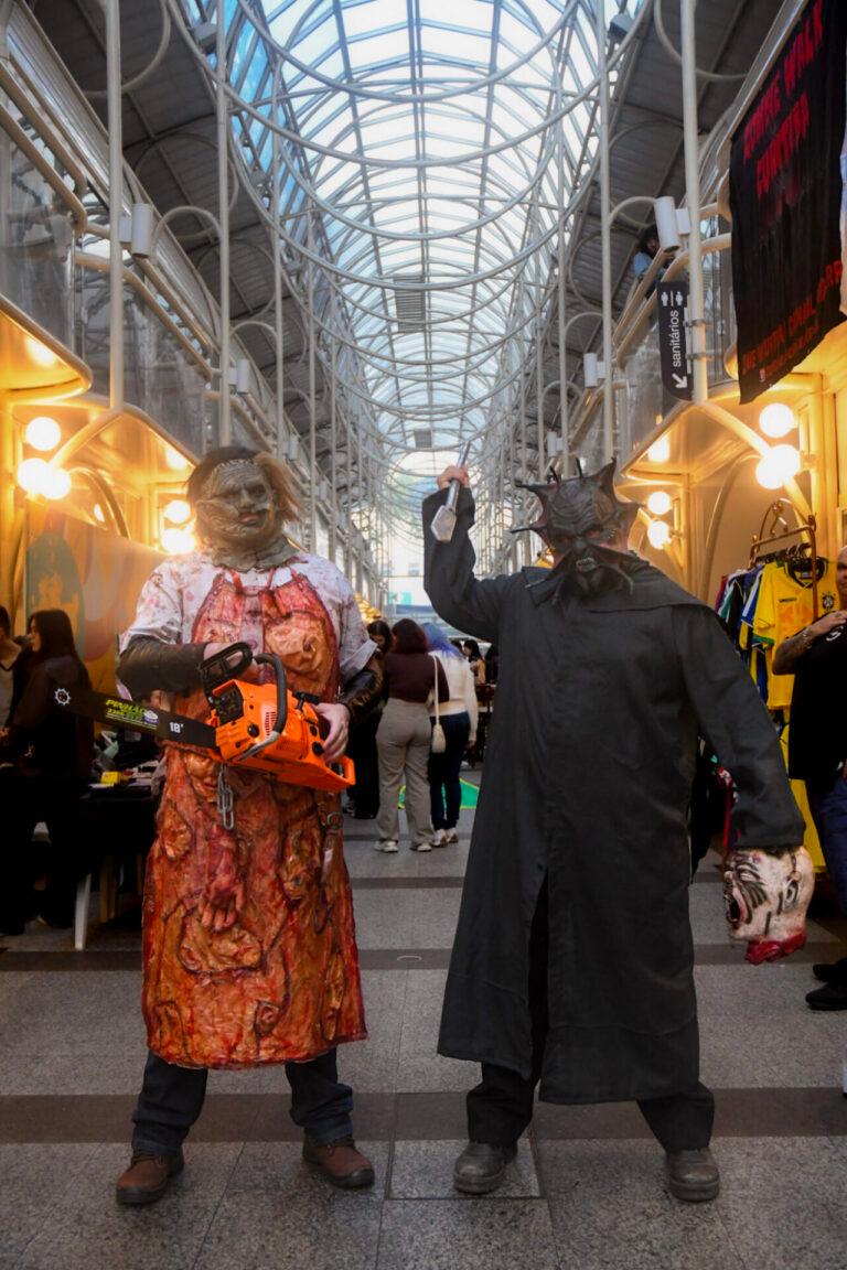 Tianguis Cultural Zombie volta à Rua 24 Horas com arte, música e cultura alternativa em Curitiba