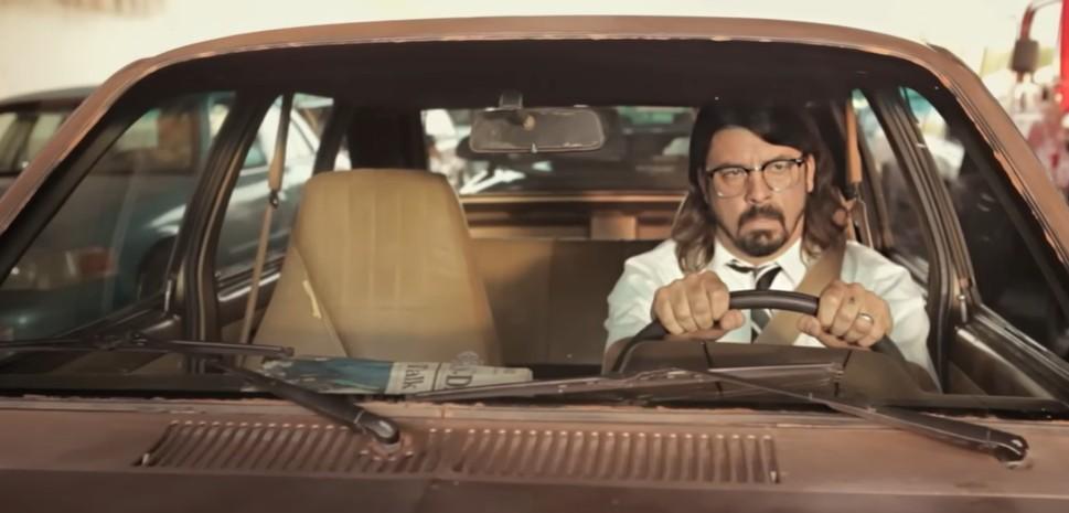 Foo Fighters anunciam novo álbum e lançam faixa-título: “Your Favorite Toy”