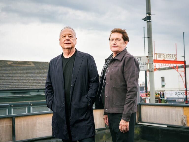 Simple Minds anuncia novo álbum para 2027 e revela o que inspirou ‘Sacrosanct’