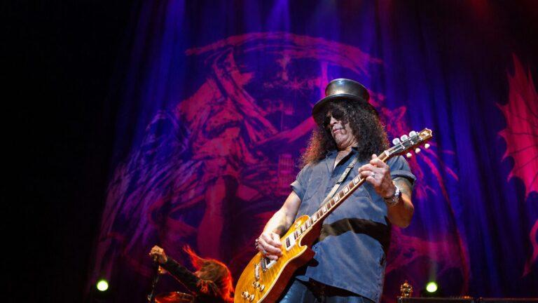 Slash anuncia show em Curitiba para 2027, apenas seis semanas depois de lançar seu novo álbum “Flying Blind”