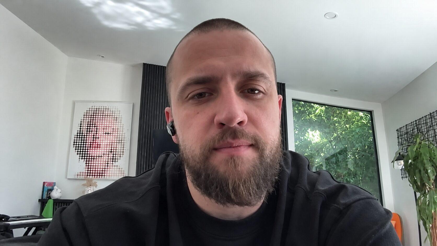 Slipknot pode ter ritmo brasileiro no disco novo, diz Eloy Casagrande