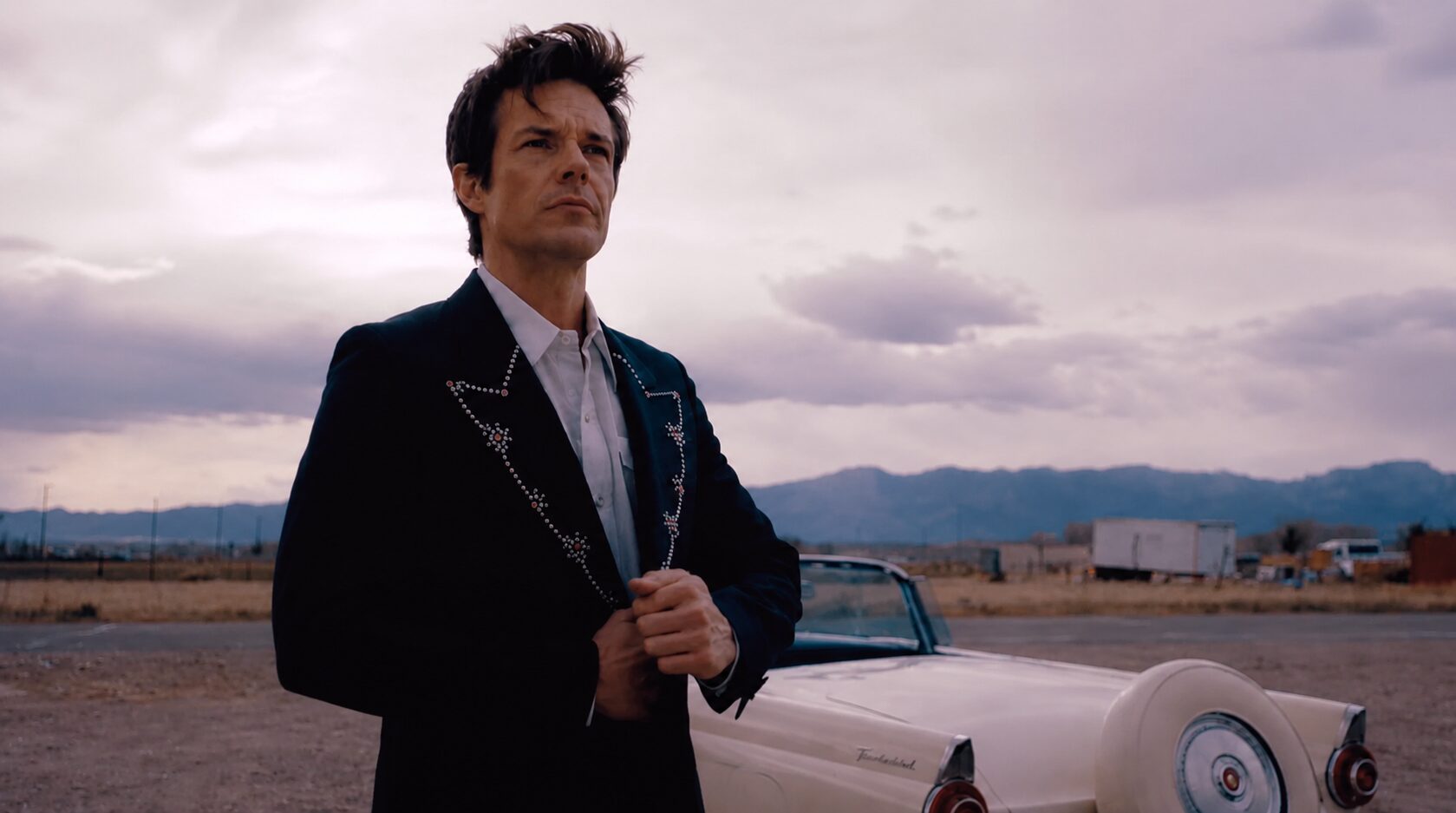 Brandon Flowers pensa em abandonar a música durante nova fase solo com o álbum Thrasher.