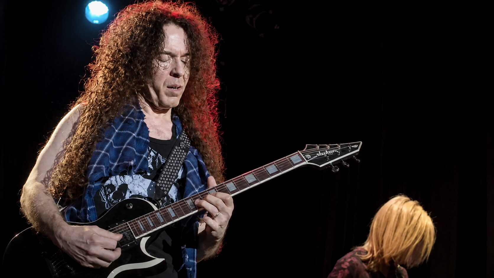 Marty Friedman durante apresentação da turnê Live Drama, que passará por São Paulo e Curitiba em novembro de 2026.
