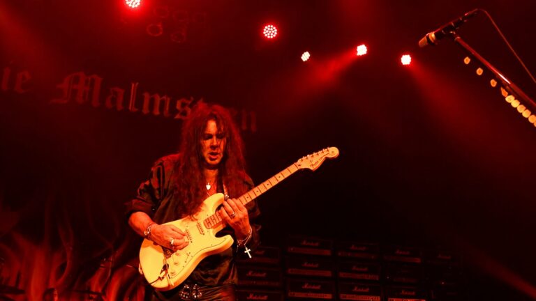 Yngwie Malmsteen divulga o álbum Hell Or High Water e o single Now Or Never.