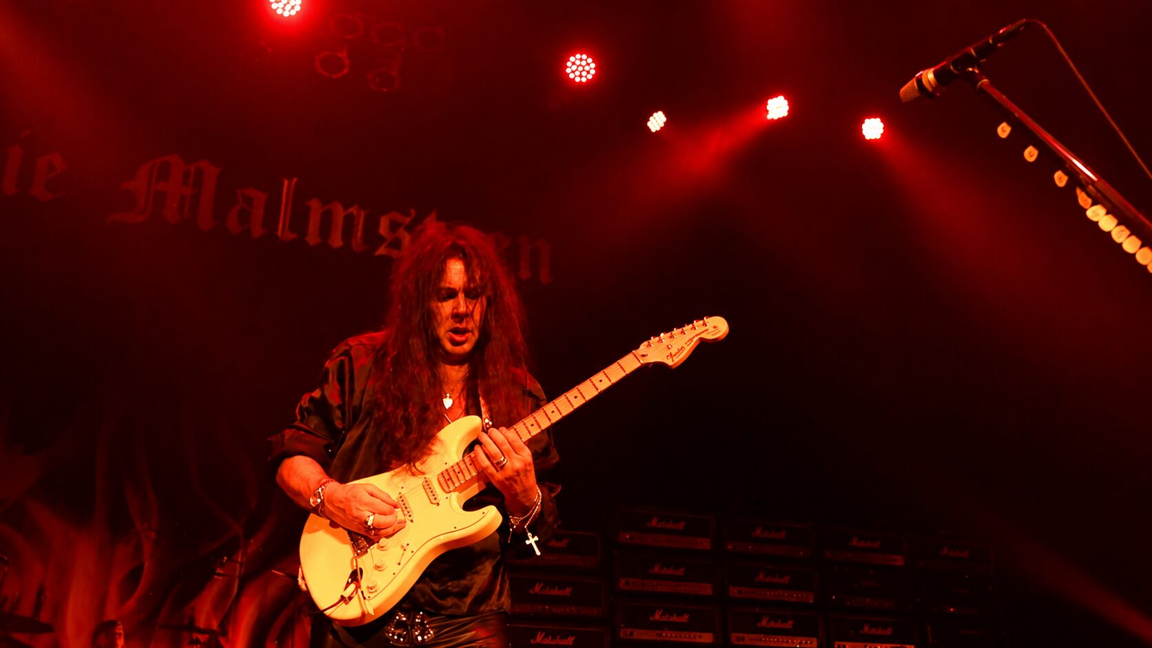 Yngwie Malmsteen divulga o álbum Hell Or High Water e o single Now Or Never.