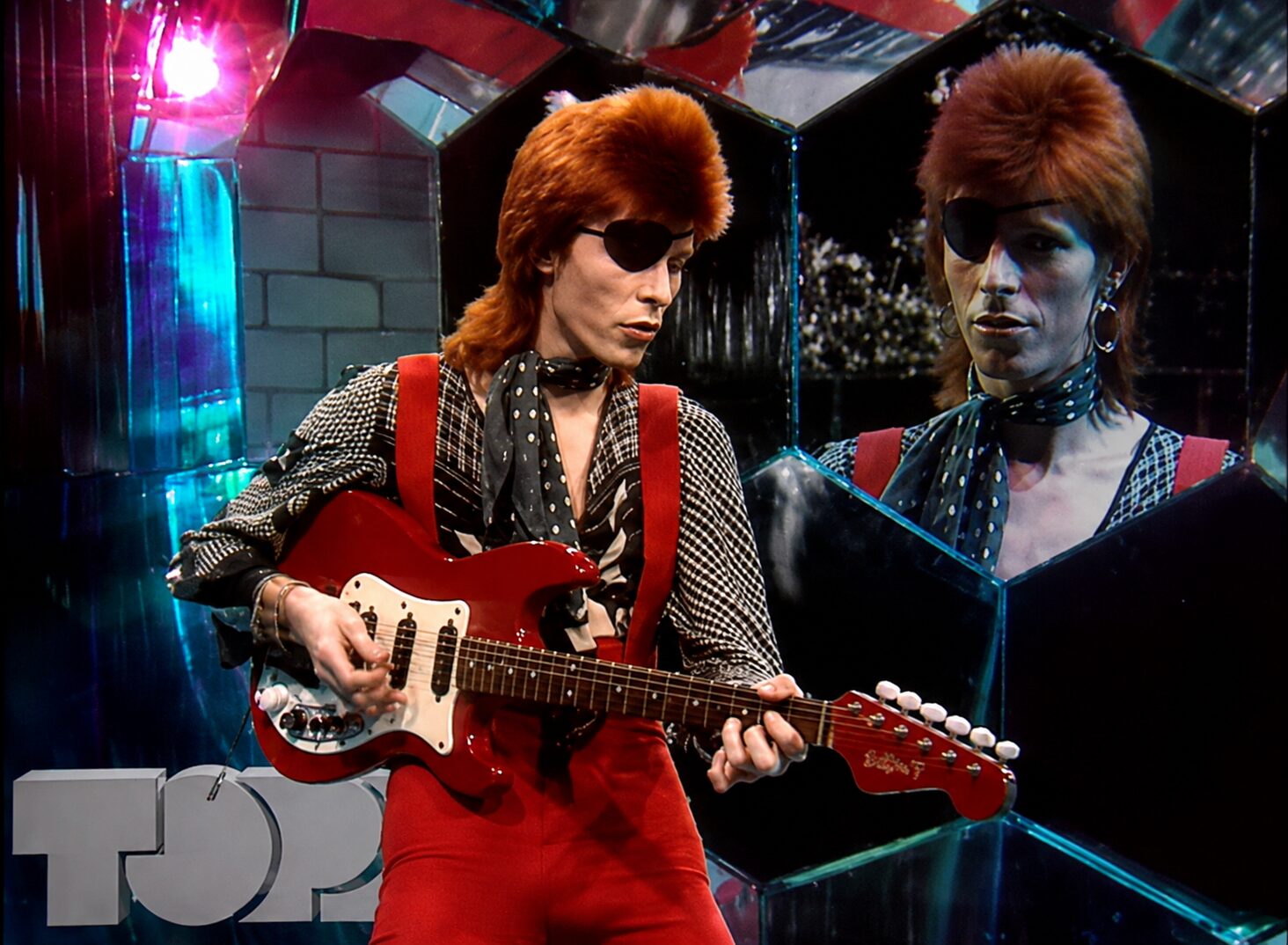 David Bowie durante a fase glam rock que marcou a criação de “Rebel Rebel”