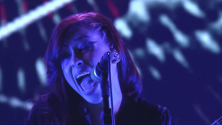 Pitty anuncia turnê de 2026 para apresentar o álbum ⚡︎PITTY⚡︎