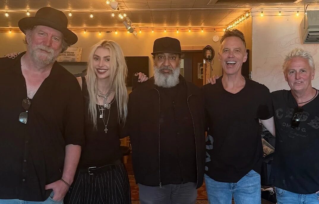 Soundgarden volta aos palcos com Taylor Momsen e Mike McCready